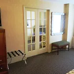 The Skyline Hotel