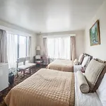 Windsor Hotel 2*