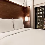 Arlo Soho 4*