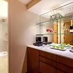 Concorde Hotel 4*