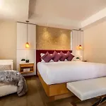 Concorde Hotel 4*