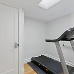 Private Hot Tub-private Gated Sailor Moon House In Williamsburg W Gym Homestay New York