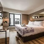 Pestana Park Avenue 4*