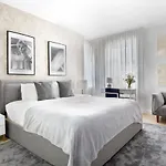 Stylish 1bd Near Bryant Park With Washer And Dryer Apartment *