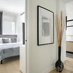 Modern 2Bd In Midtown With Washer And Dryer In-Unit