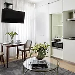 Stylish 1bd Near Bryant Park With Washer And Dryer Apartment *