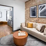 Luxurious 3bd Penthouse In Upper East Side New York