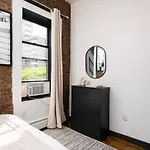 Luxurious 3bd Penthouse In Upper East Side Apartment *