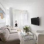 Modern 2bd In Midtown With Washer And Dryer In-unit