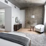 Chic And Spacious 2bd With Washer And Dryer In Unit New York
