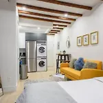 24-15 New Studio Gramercy W D