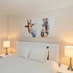 Exotic Studio In Midtown East