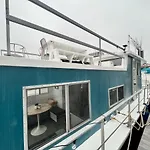 Unique Design Houseboat Stay In Rockaway Beach Queens New York