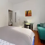 Perfect 2 Bedroom Apartment Near Central Park