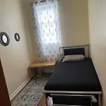 2 Spacious Oasis To Choose From 20 Min From Manhattan In A Quiet Neighborhood