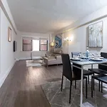 One Bedroom Elegant Apartment In New York