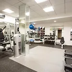 Midtown E 1br W Gym Doorman Nr The 6 Nyc-4 New York