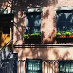 Cozy Bright Studio - Soho/Greenwich Village - 30+Days Only