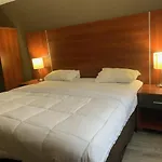 Hotel Sky Flushing/laguardia Airport 4*