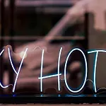 Hotel Sky Flushing/laguardia Airport 4*