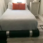 Cassandra's Private Getaway Heart Of Brooklyn * New York