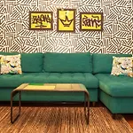 Comfortable 5Br In Midtown East!