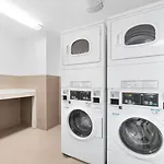 Gorgeous Midtown W 1br W Gym Nr Times Sq Nyc-651 New York