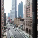 Gorgeous Midtown W 1br W Gym Nr Times Sq Nyc-651 New York