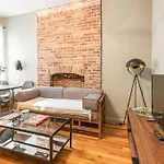 Amazing 1Br In Manhattan