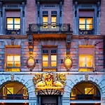 Life Hotel 4*