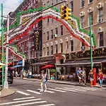 ✪ Large 2 Bedrooms ✪ Queen Beds ✪ Work Stations