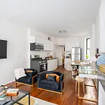 Apartment 1288-3rn New Renovated 1 Bedroom In Ues New York