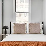 Carroll Gardens 1br W Wd Nr Wf Waterfront Nyc-759 * New York