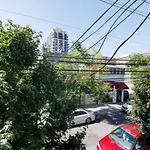 Beautiful 3Br Service Apartment