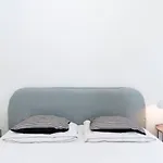 Beautiful 3Br Service Apartment