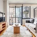 Midtown West 1br W Gym Nr Rockefeller Center Nyc-1218