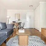 Apartment Midtown West 1br W Gym Nr Rockefeller Center Nyc-1218