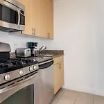 Apartment Midtown West 1br W Gym Nr Rockefeller Center Nyc-1218