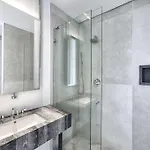 The Bogart By Luxurban Hotel *