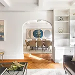Royal West End Avenue Apartments In Manhattan