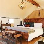 Collective Governors Island A Retrea Hotel