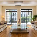 Homestay Little Manhattan *