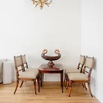 Little Manhattan Homestay