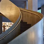 Hotel Aka Nomad 4*