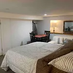 Apartment By Harbor *
