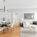Notch 2br Minutes To Park Hotel New York