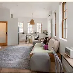 334-1 2Br - 1Bath Prime Dumbo