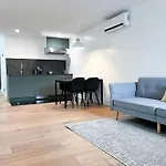 New Cozy Modern Minimalist In Brooklyn At Rem-casa New York