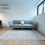 Apartment New Cozy Modern Minimalist In Brooklyn At Rem-casa *