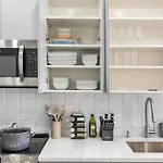 Apartment Swj 2nd - Times Sq, Brooklyn Bridge, Lga In 15 Min